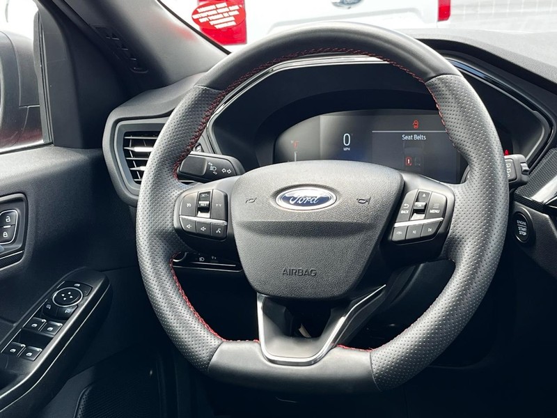 Ford Escape Vehicle Image 12