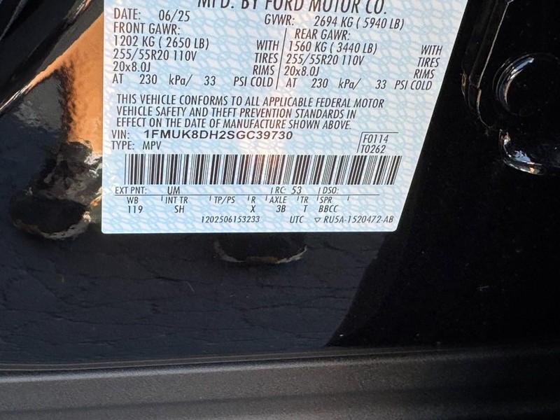 Ford Explorer Vehicle Image 19