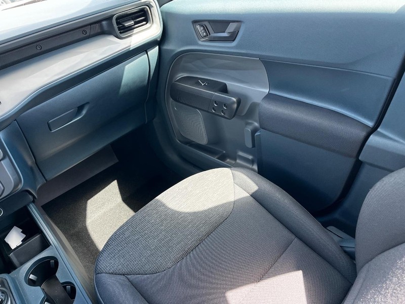 Ford Maverick Vehicle Image 07