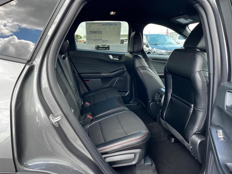 Ford Escape Vehicle Image 04