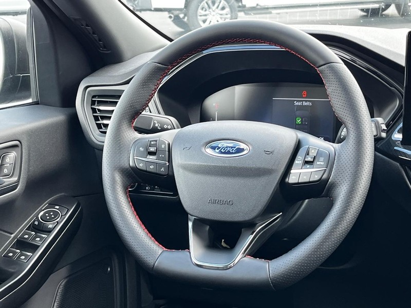 Ford Escape Vehicle Image 06
