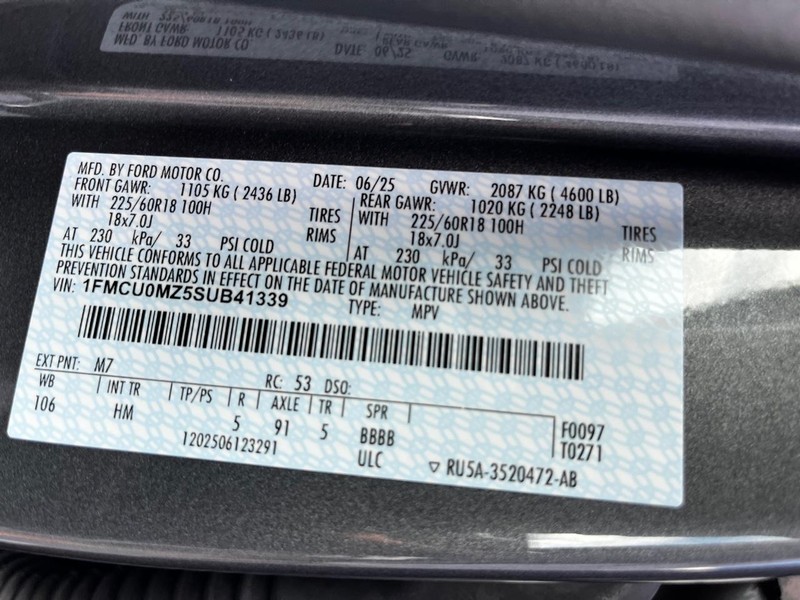 Ford Escape Vehicle Image 16