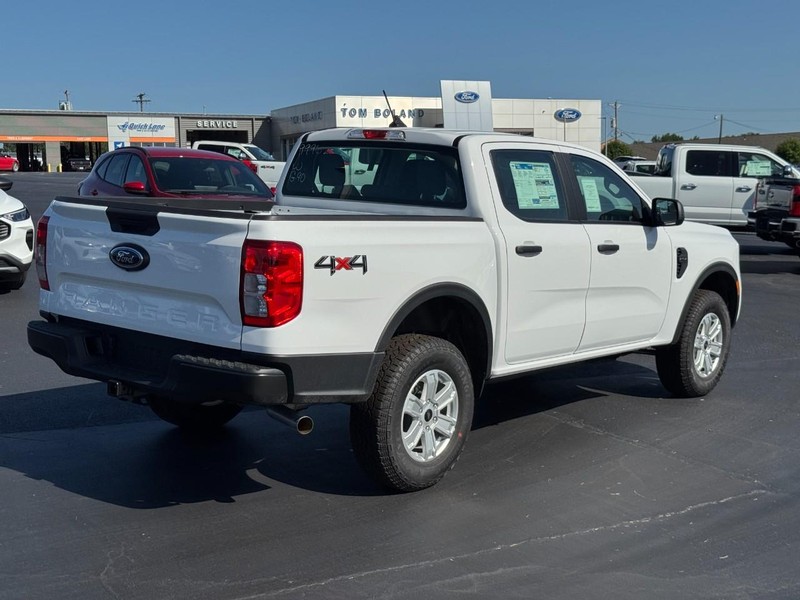Ford Ranger Vehicle Image 03