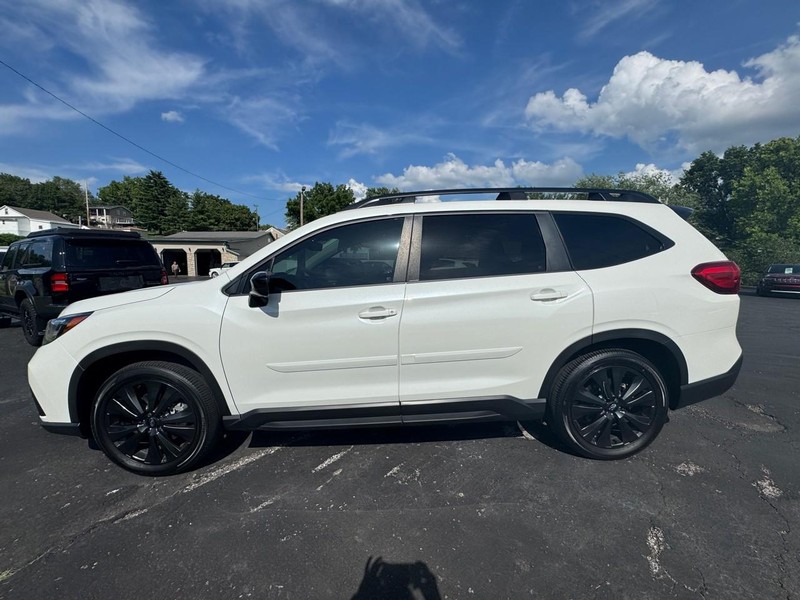 Subaru Ascent Vehicle Image 03