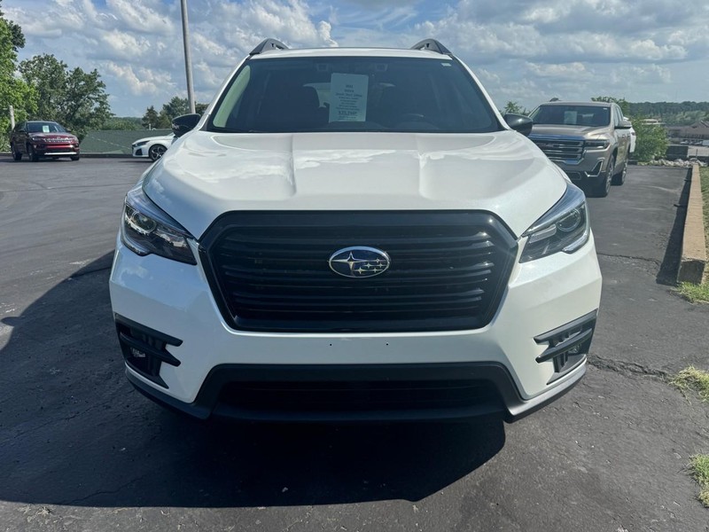 Subaru Ascent Vehicle Image 06