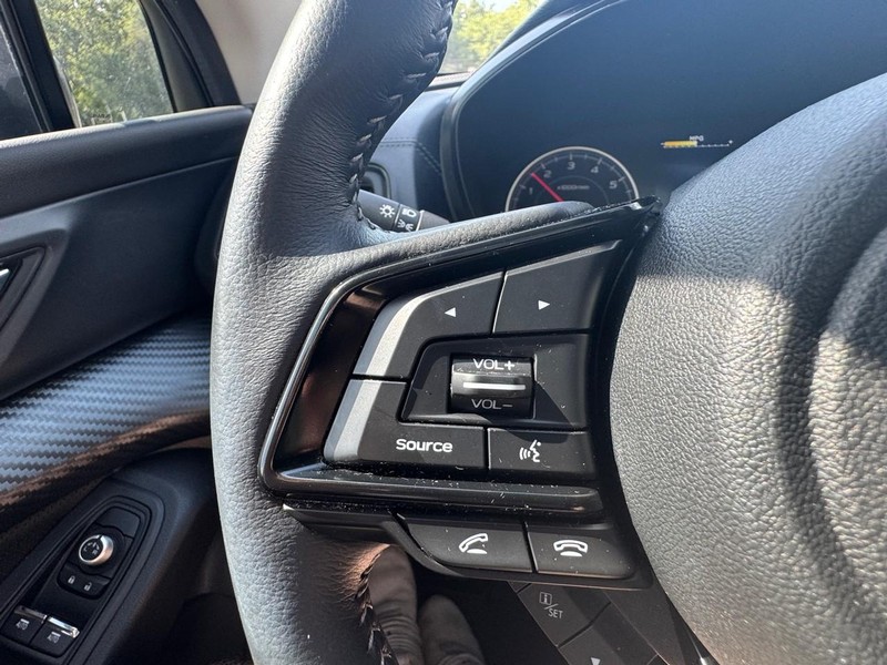 Subaru Ascent Vehicle Image 18