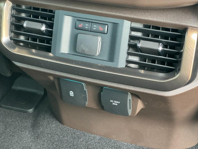 Ford F-150 Vehicle Image 11