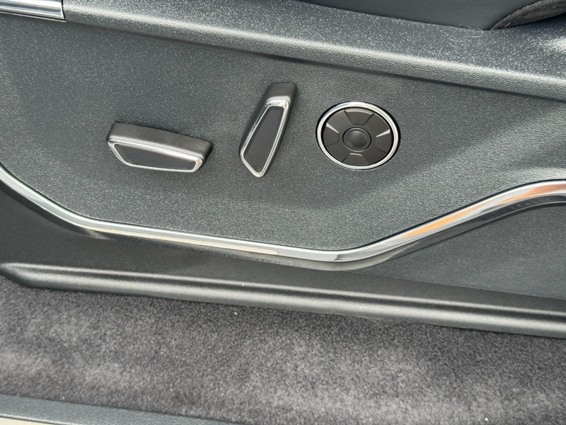 Ford F-150 Vehicle Image 14