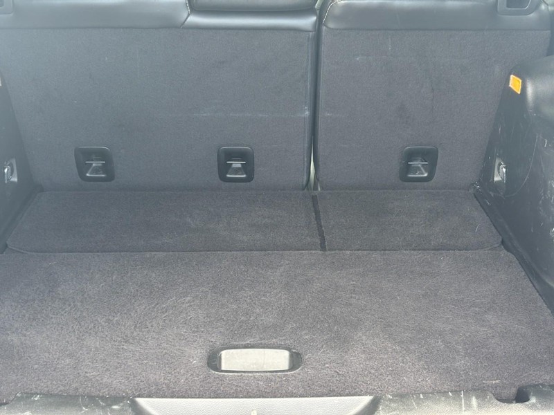 Jeep Cherokee Vehicle Image 04