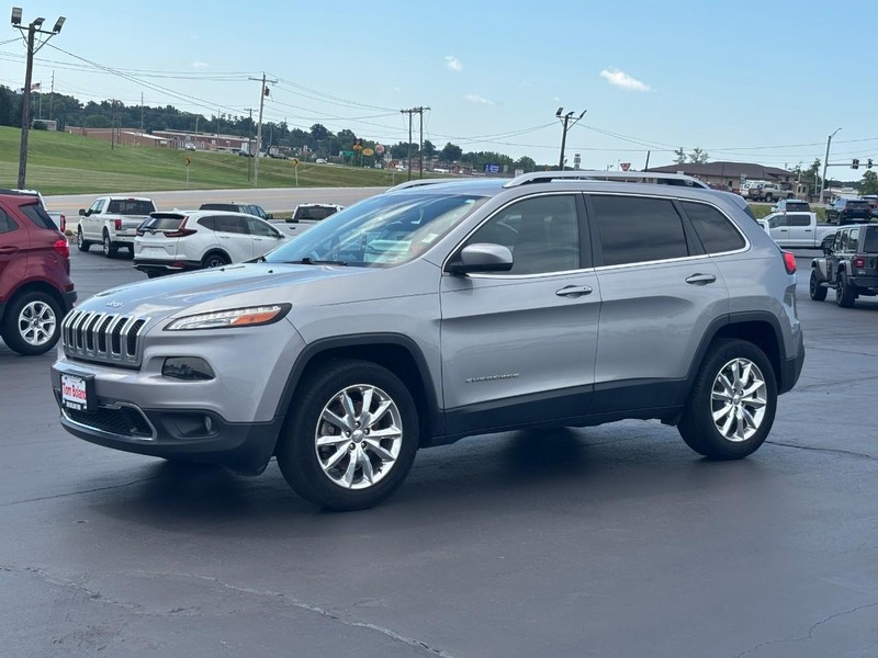 Jeep Cherokee Vehicle Image 08