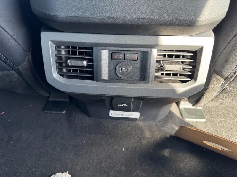 Ford Super Duty F-350 SRW Vehicle Image 11