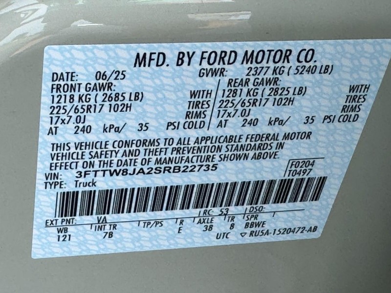 Ford Maverick Vehicle Image 18