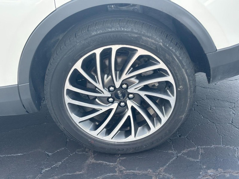 Lincoln Nautilus Vehicle Image 07
