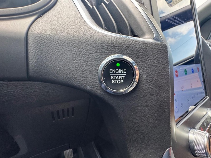 Ford Edge Vehicle Image 17