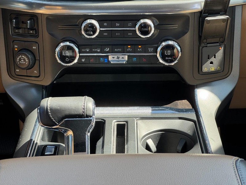 Ford F-150 Vehicle Image 14