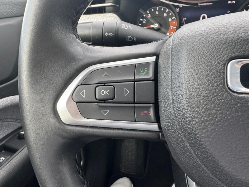 Jeep Compass Vehicle Image 19