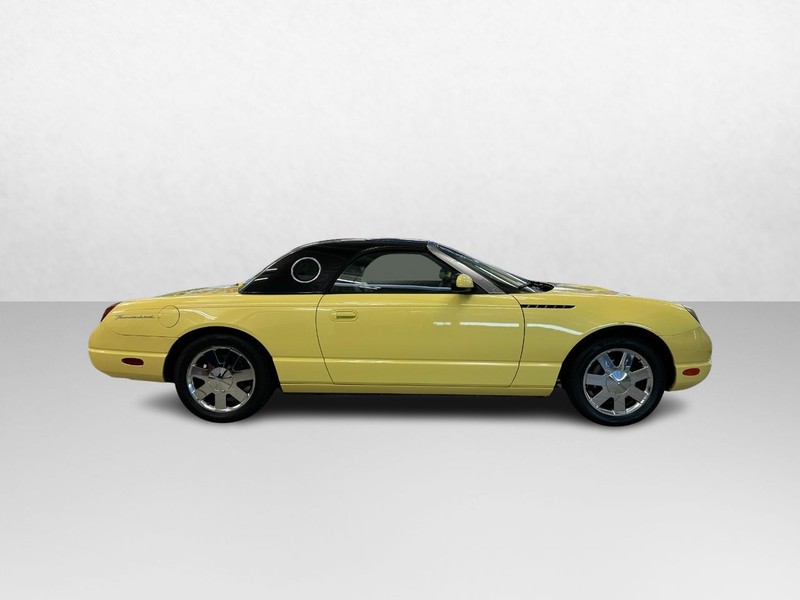 Ford Thunderbird Vehicle Image 02