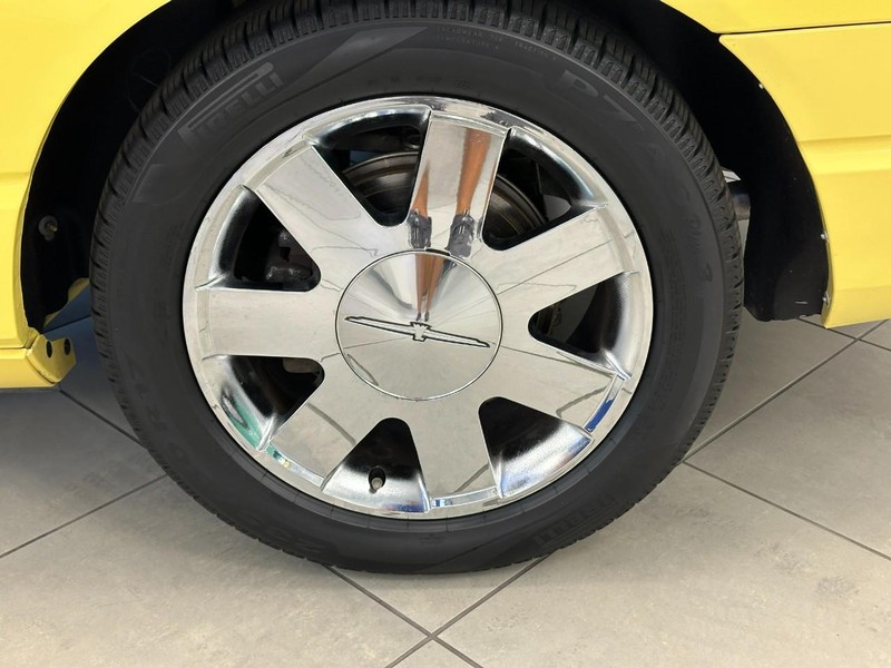 Ford Thunderbird Vehicle Image 06