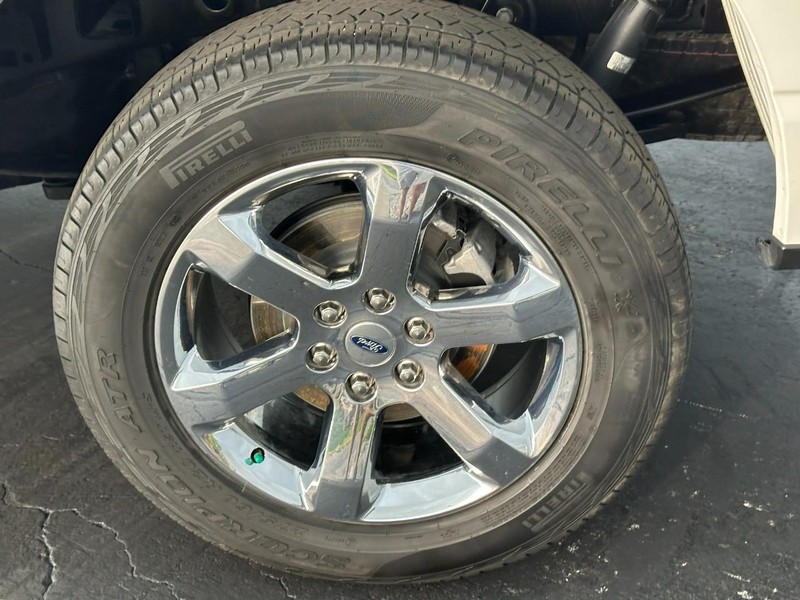 Ford F-150 Vehicle Image 07
