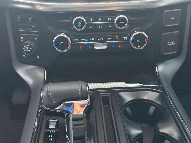 Ford F-150 Vehicle Image 16