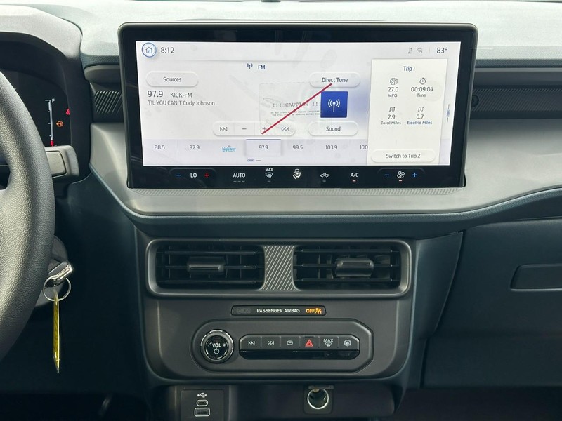 Ford Maverick Vehicle Image 07