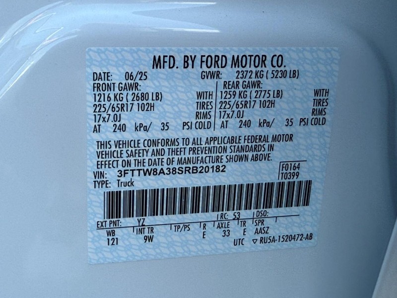 Ford Maverick Vehicle Image 17