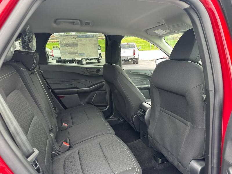 Ford Escape Vehicle Image 04