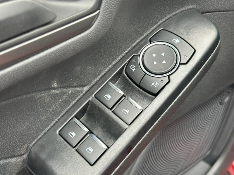 Ford Escape Vehicle Image 09