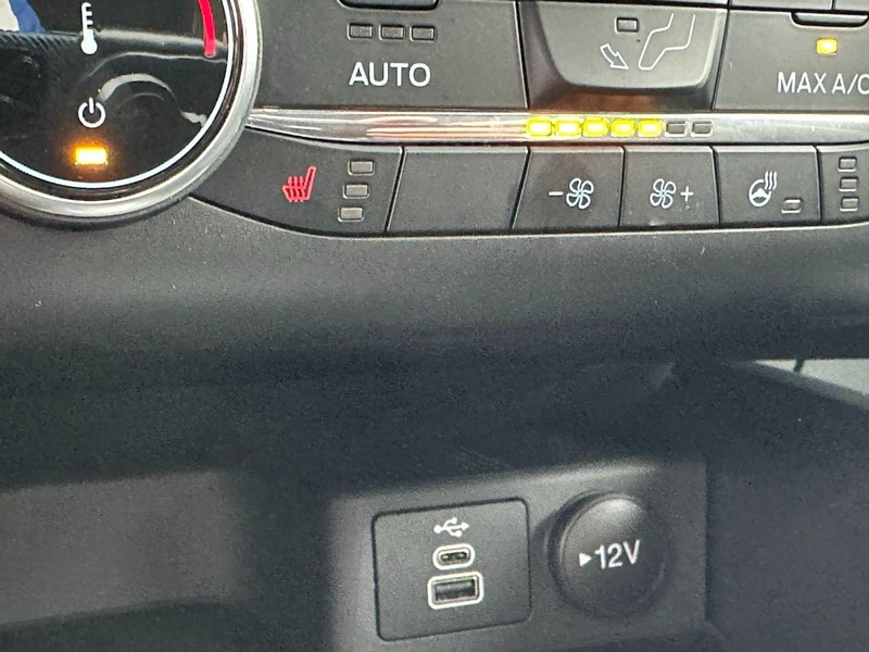 Ford Escape Vehicle Image 14