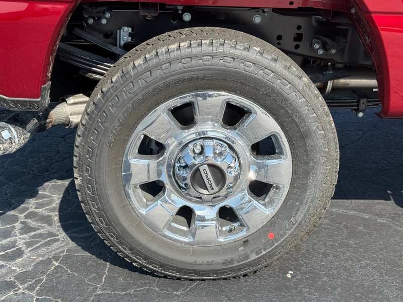 Ford Super Duty F-350 SRW Vehicle Image 04
