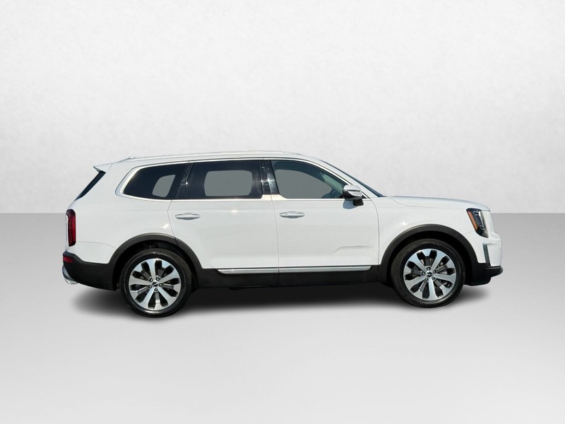 Kia Telluride Vehicle Image 02
