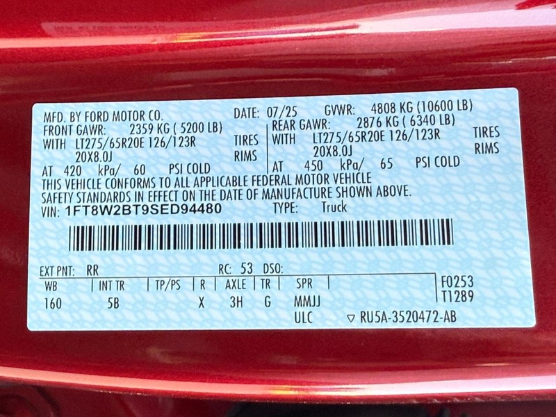 Ford Super Duty F-250 SRW Vehicle Image 24