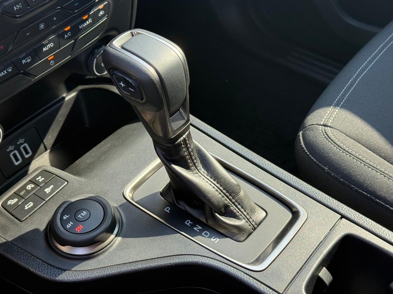 Ford Ranger Vehicle Image 20