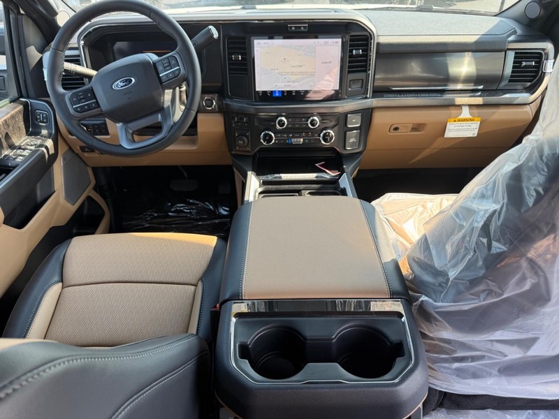 Ford Super Duty F-250 SRW Vehicle Image 07