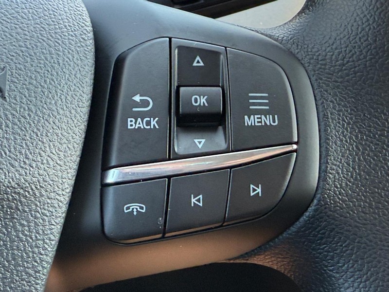 Ford Escape Vehicle Image 09