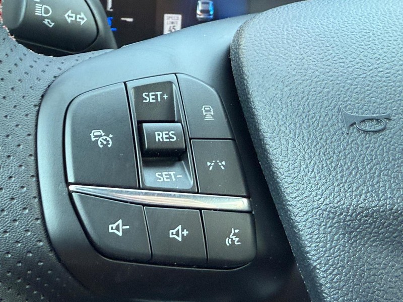 Ford Escape Vehicle Image 08