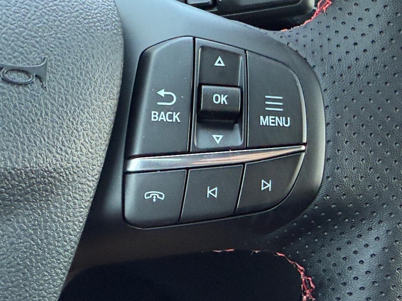 Ford Escape Vehicle Image 09
