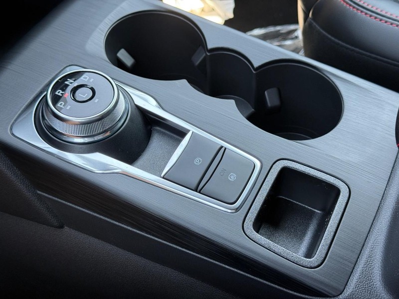 Ford Escape Vehicle Image 13