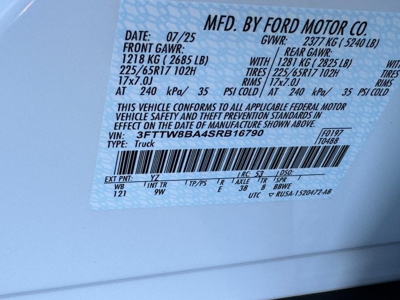 Ford Maverick Vehicle Image 15
