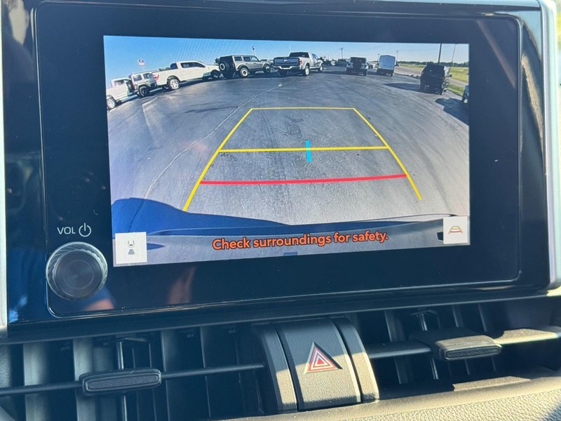 Toyota RAV4 Vehicle Image 20