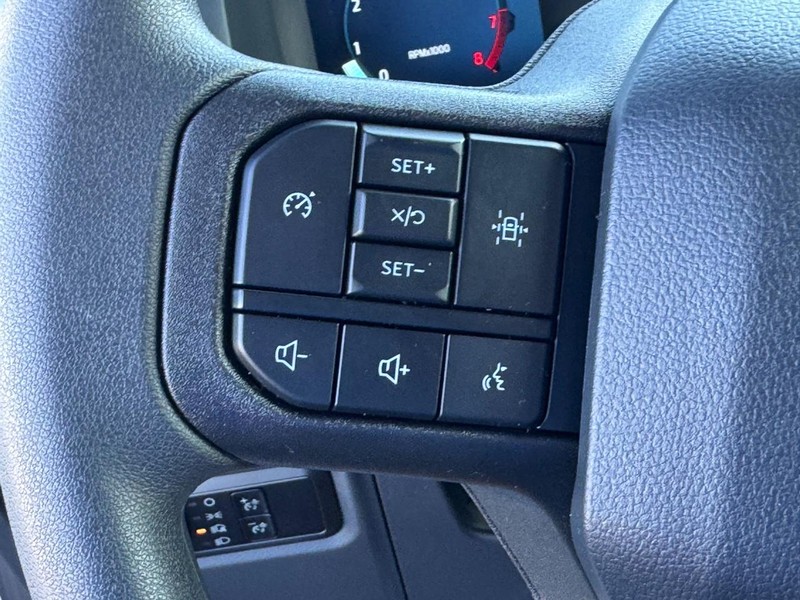 Ford F-150 Vehicle Image 13