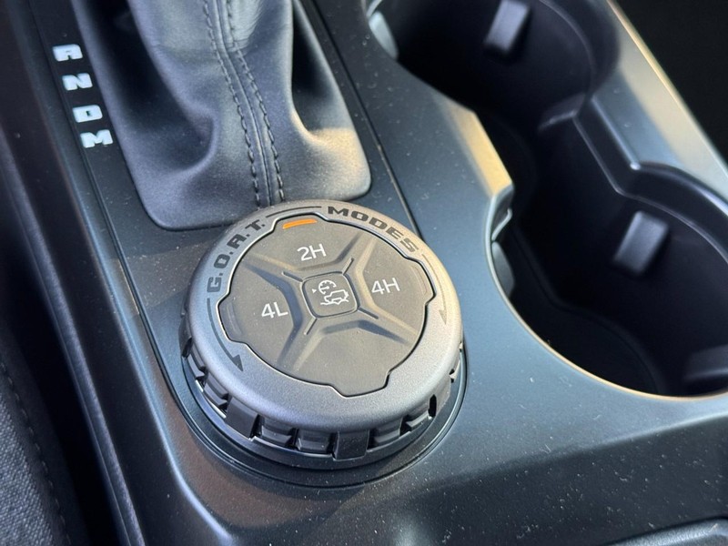 Ford Bronco Vehicle Image 18