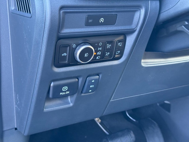 Ford F-150 Vehicle Image 14