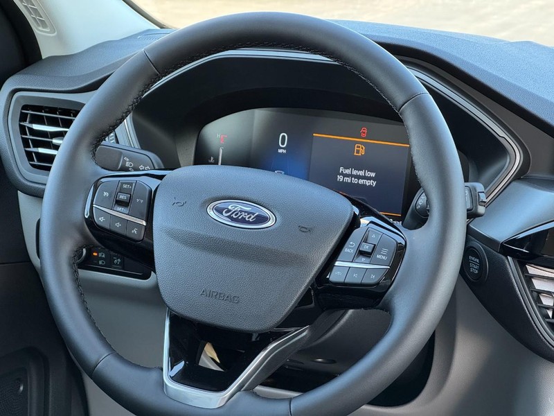 Ford Escape Vehicle Image 07