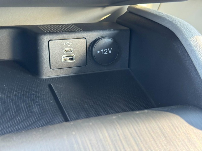 Ford Escape Vehicle Image 15