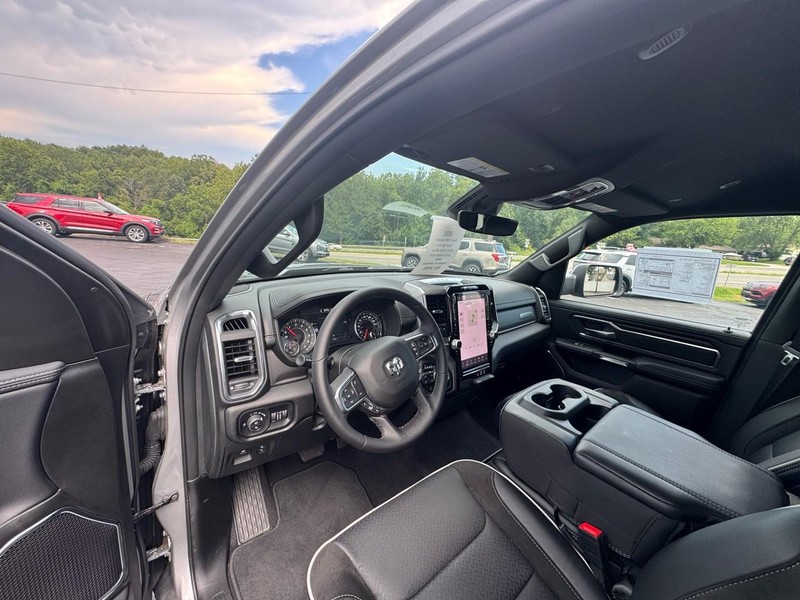 Ram 1500 Vehicle Image 12