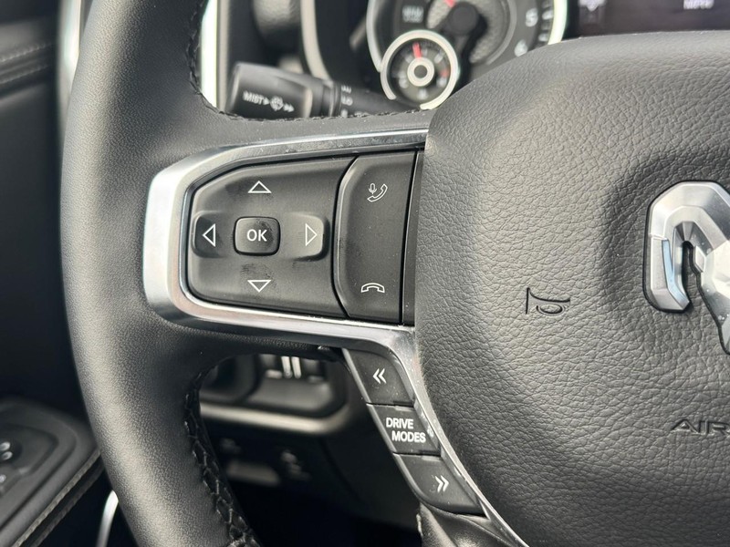 Ram 1500 Vehicle Image 16
