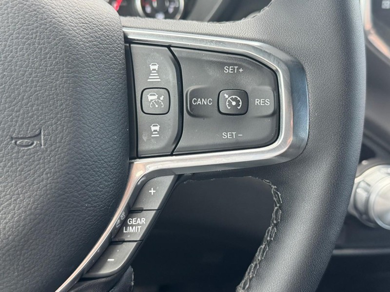 Ram 1500 Vehicle Image 17