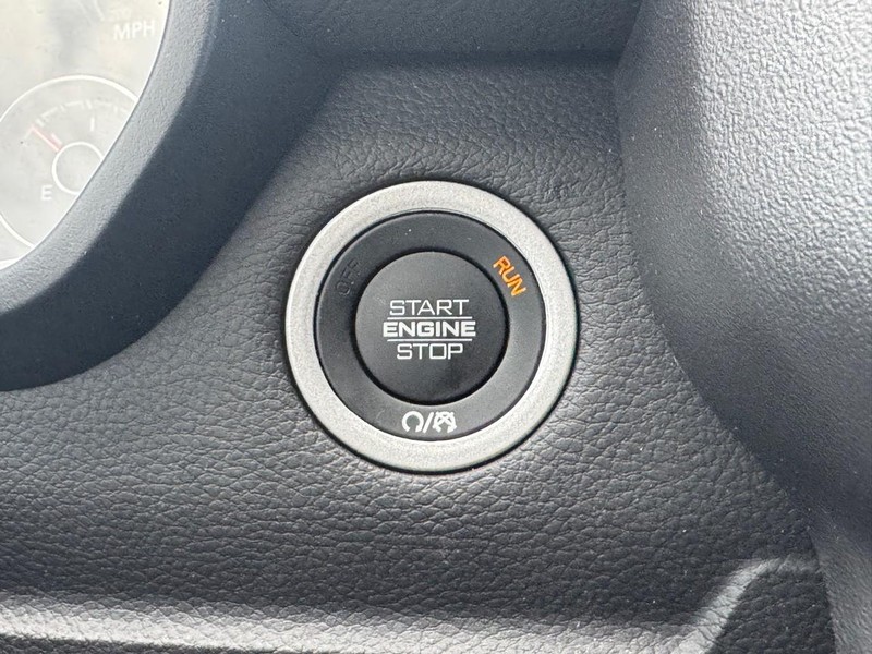 Ram 1500 Vehicle Image 19