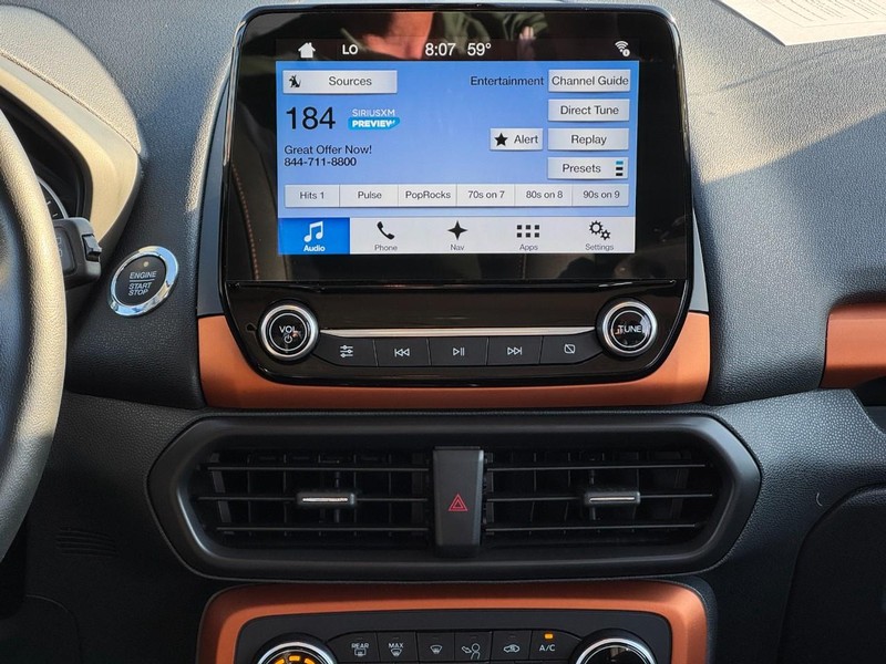 Ford EcoSport Vehicle Image 12